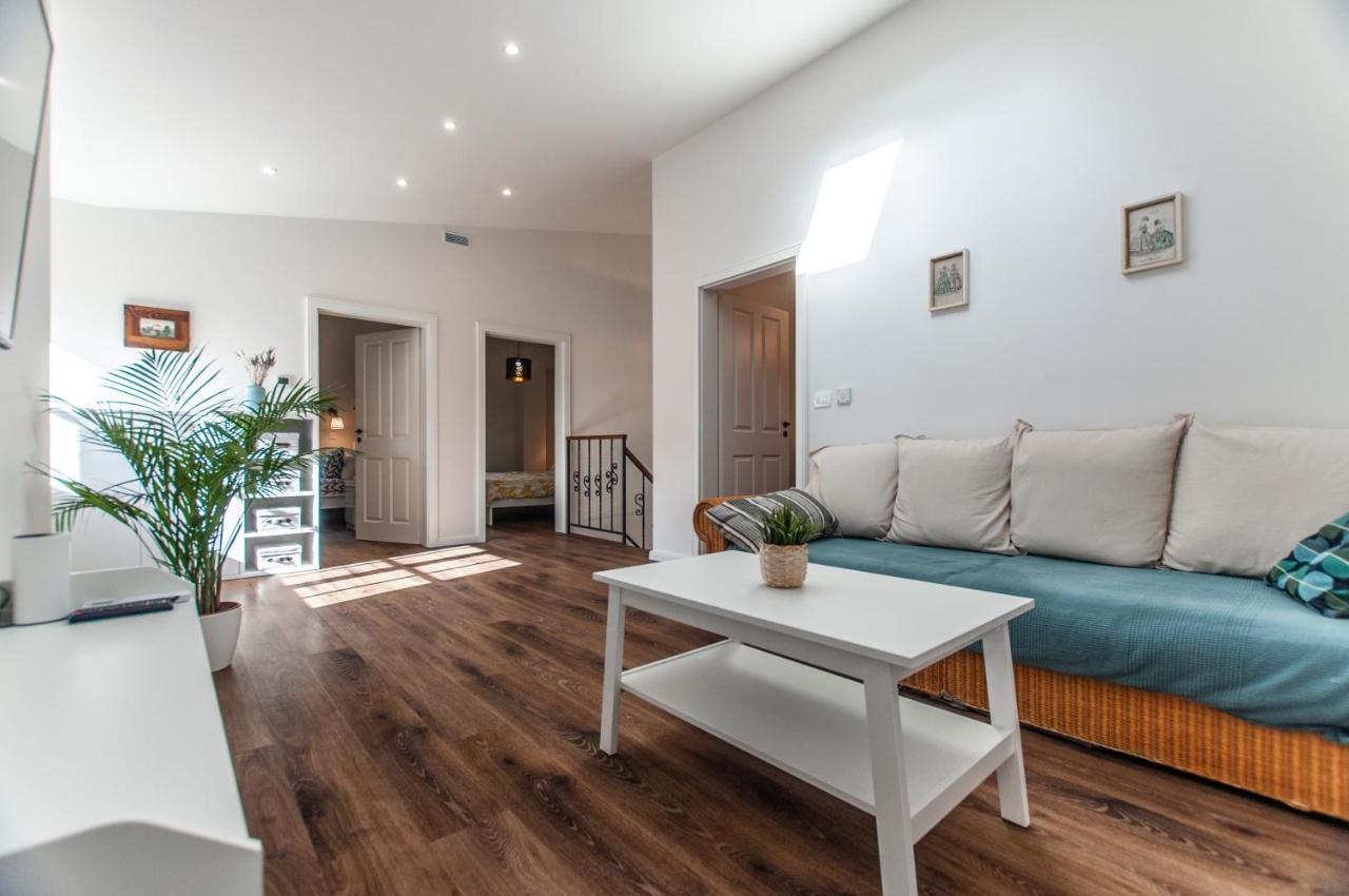 Entire House In The Center Of Ljubljana - Free Parking - Dragon Garden Pavilion 류블랴나 외부 사진